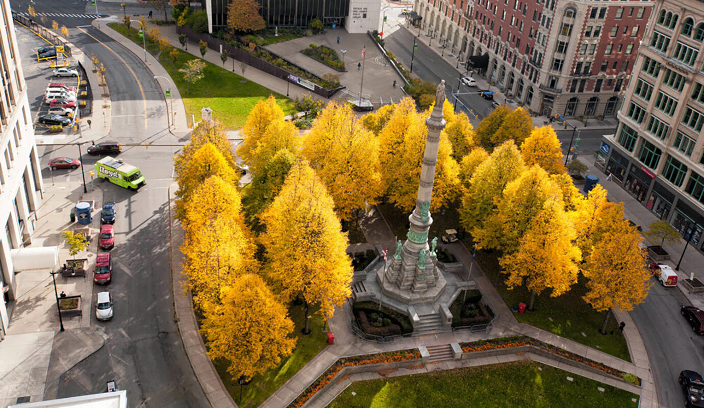 Niagara Square